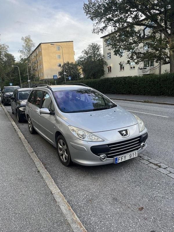 Grå Begagnad 2007 Peugeot 307 Kombi | 5 000 kr (Superpris) - Bild 1/4
