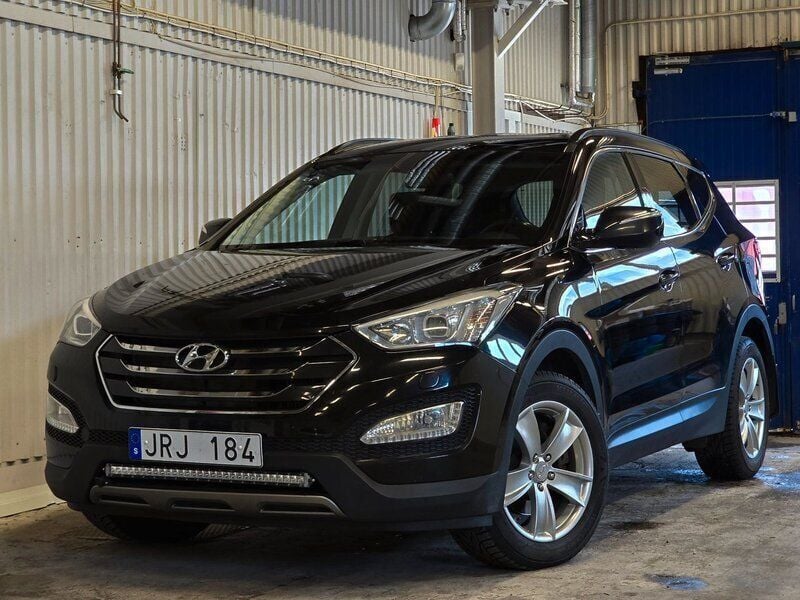 Svart Begagnad 2013 Hyundai Santa Fe SUV | 118 900 kr (Marknadspris) - Bild 1/4