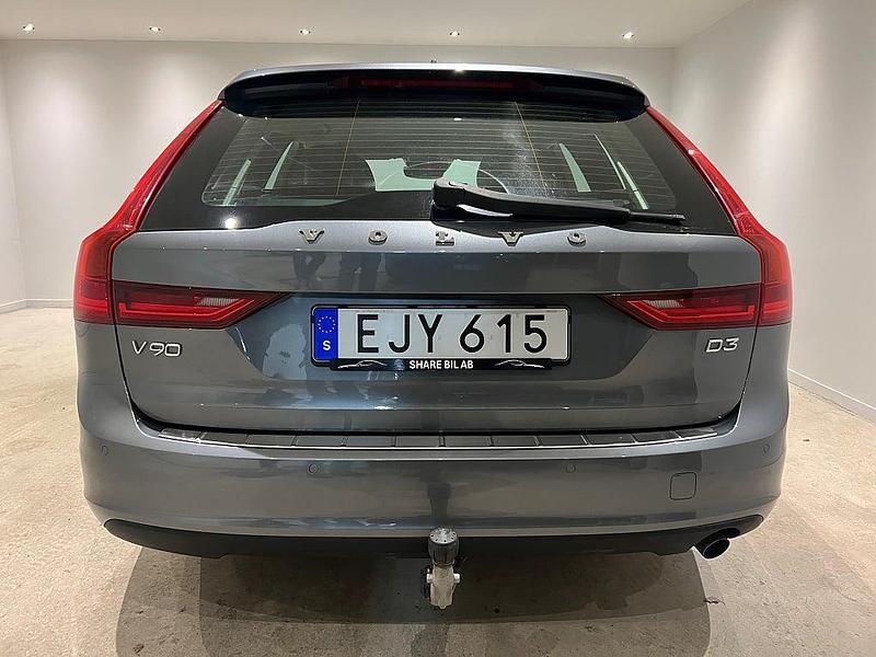 Begagnad Volvo V90 Kinetic 150 HK (110 kW) 2018 Grå Kombi