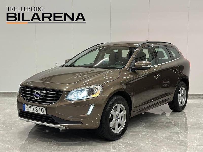 Brun Begagnad 2015 Volvo XC60 Momentum SUV | 159 900 kr (Marknadspris) - Bild 1/4