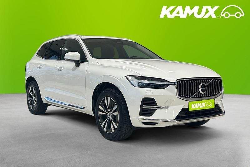 Vit Begagnad 2023 Volvo XC60 Core SUV | 353 900 kr (Superpris) - Bild 1/4