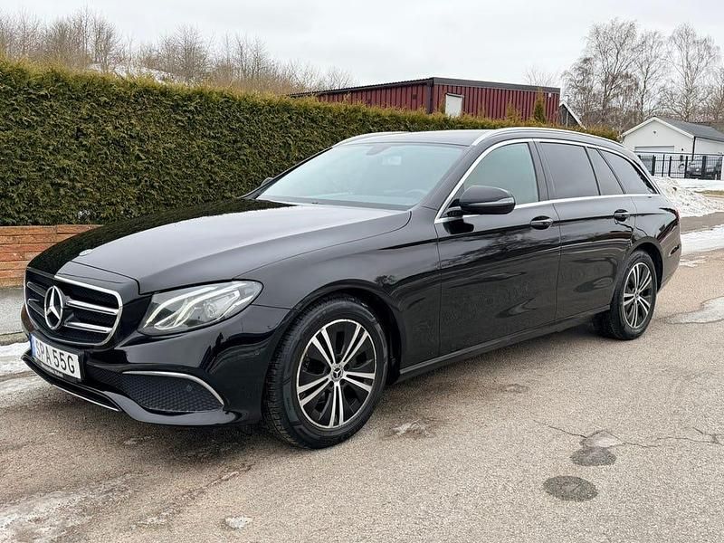 Begagnad Mercedes E220 163 HK (119 kW) 2020
