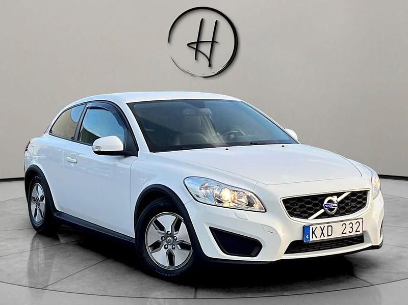 Begagnad Volvo C30 Kinetic 116 HK (85 kW) 2010 Vit Halvkombi