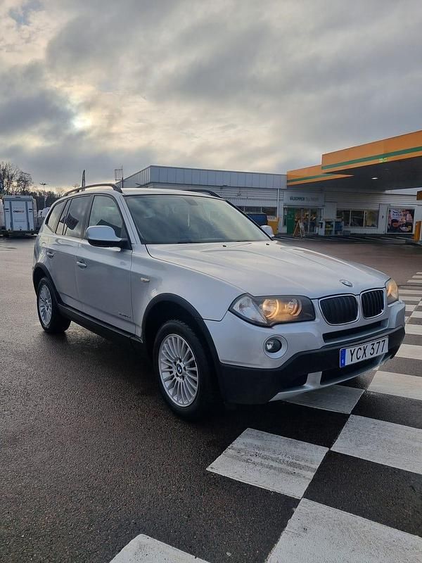 Begagnad 2010 BMW X3 SUV | 70 000 kr - Bild 1/4