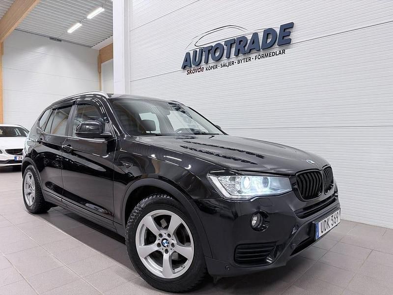 Svart Begagnad 2015 BMW X3 SUV | 149 900 kr (Marknadspris) - Bild 1/4