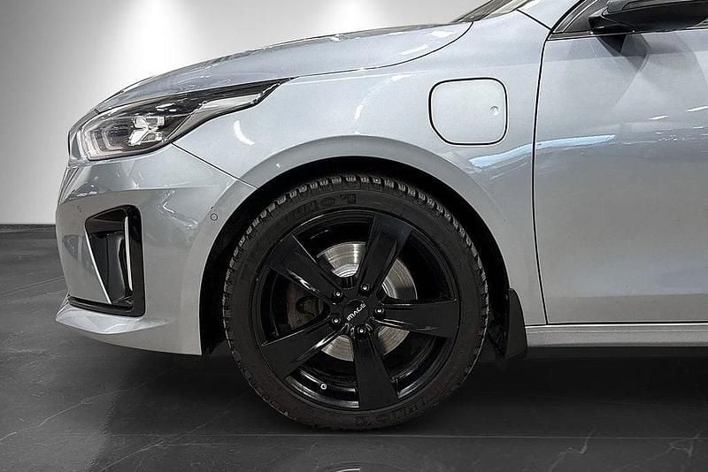 Begagnad Kia Ceed Sportswagon Advance 105 HK (77 kW) 2020 Grå Kombi