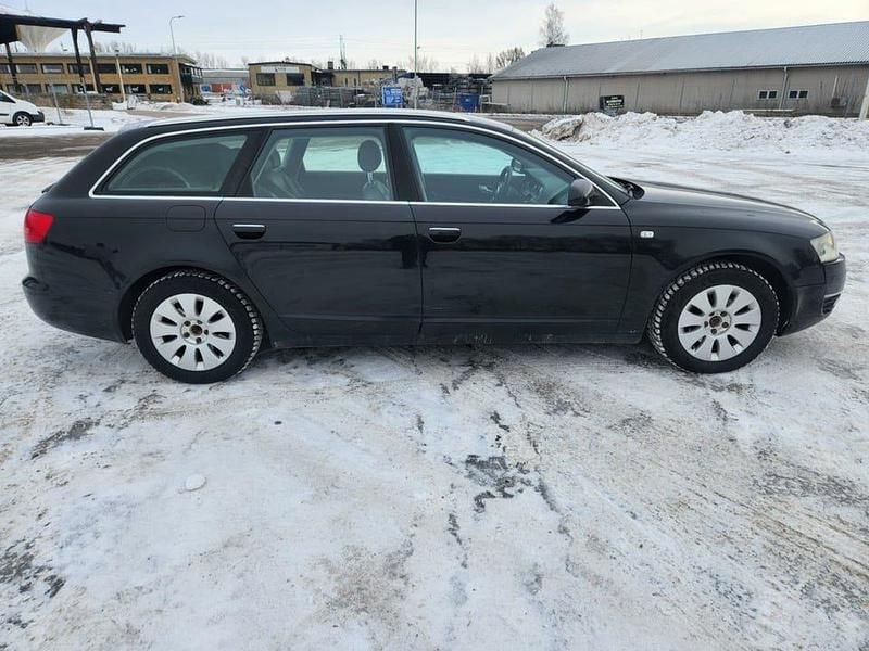 Begagnad Audi A6 170 HK (125 kW) 2006 Kombi