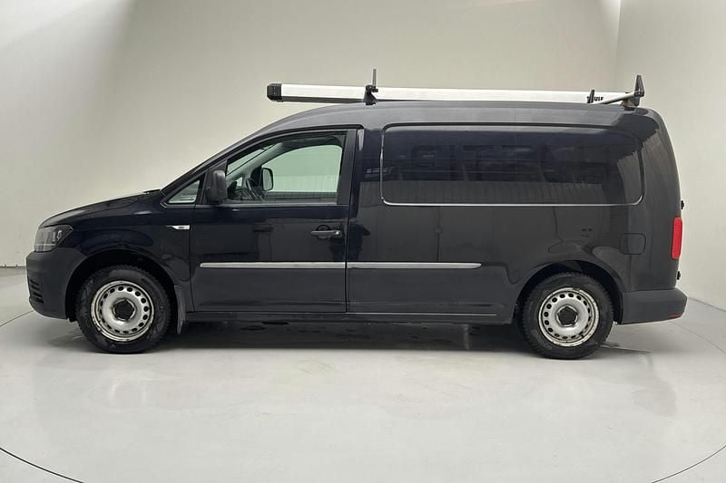 Begagnad VW Caddy Maxi 102 HK (75 kW) 2017 Svart Minibuss