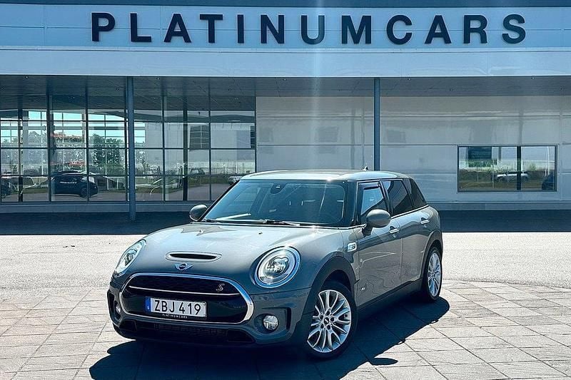Grå Begagnad 2017 Mini Cooper S Clubman Salt Kombi | 218 000 kr (Lite dyr) - Bild 1/4