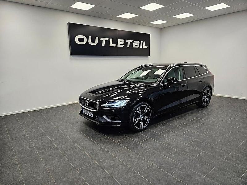 Svart Begagnad 2021 Volvo V60 Inscription Kombi | 349 000 kr (Superpris) - Bild 1/4