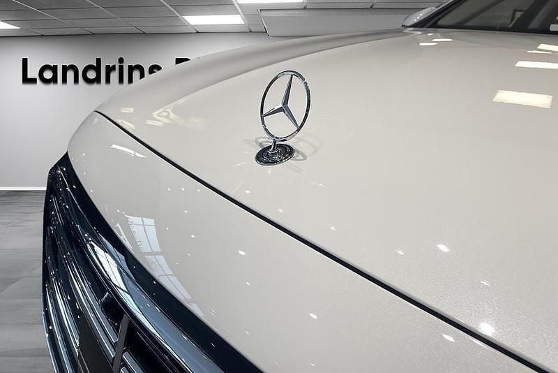 Begagnad Mercedes E220 Premium Plus 197 HK (144 kW) 2024 Vit Kombi