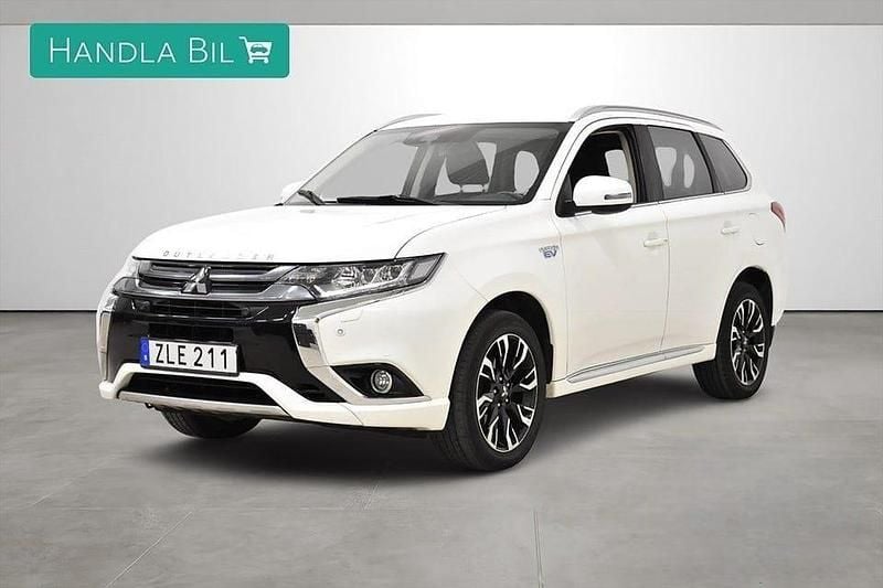 Vit Begagnad 2018 Mitsubishi Outlander SUV | 174 900 kr - Bild 1/4