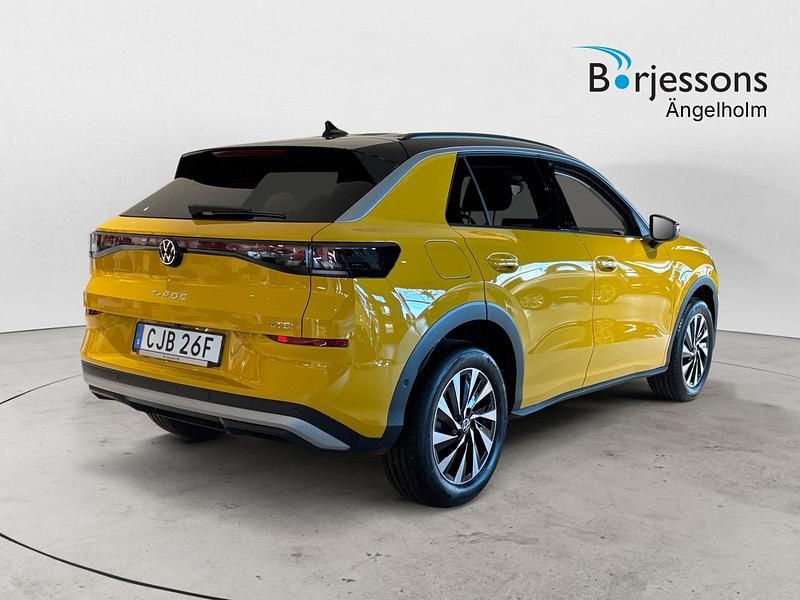 Ny VW T-Roc 150 HK (110 kW) 2026 Gul SUV