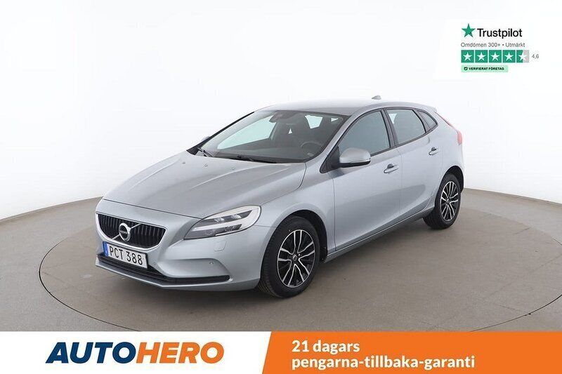 Silver Begagnad 2016 Volvo V40 Momentum Kombi | 129 000 kr (Marknadspris) - Bild 1/4