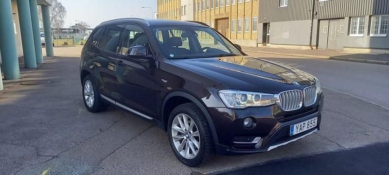 Begagnad BMW X3 Sport Line 313 HK (230 kW) 2015 Brun SUV