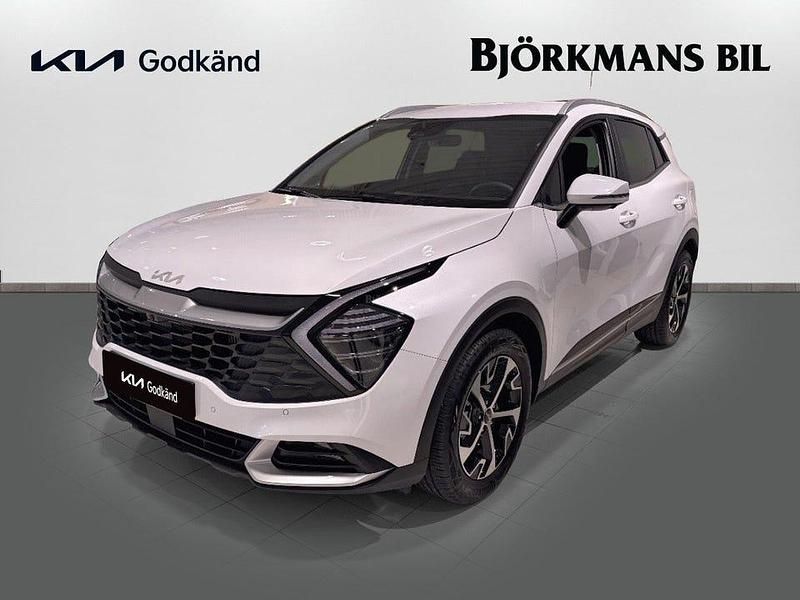 Vit Begagnad 2024 Kia Sportage Advance SUV | 389 000 kr (Dyr) - Bild 1/4
