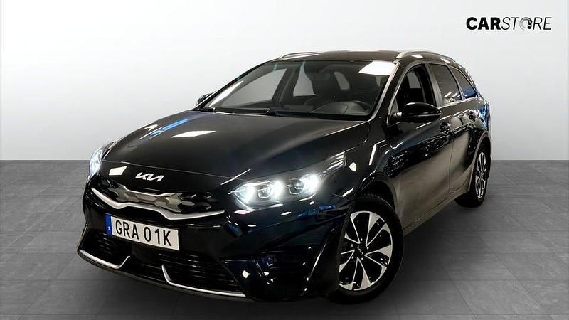 Svart Begagnad 2023 Kia Ceed Sportswagon Advance Kombi | 259 900 kr (Marknadspris) - Bild 1/4
