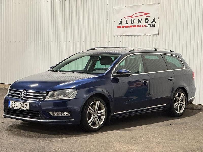 Begagnad VW Passat R-line 177 HK (130 kW) 2013 Mörkblå Kombi