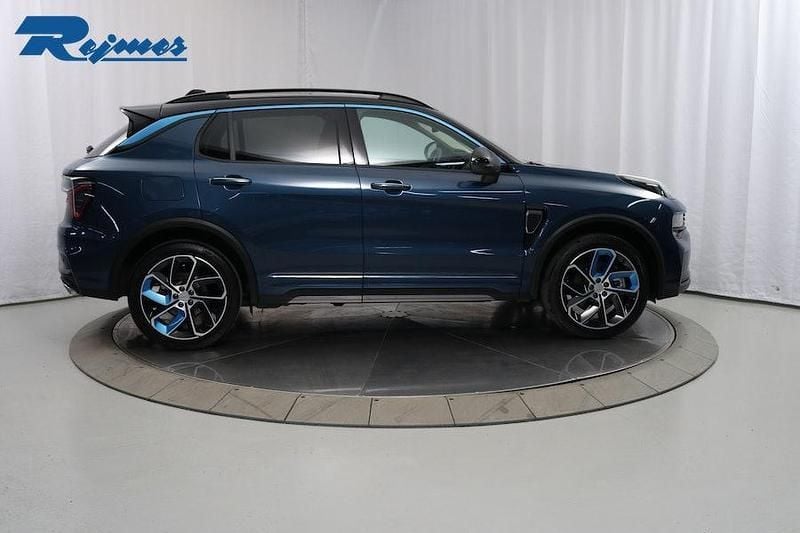 Begagnad Lynk & Co 01 180 HK (132 kW) 2021 Aqua blue met SUV