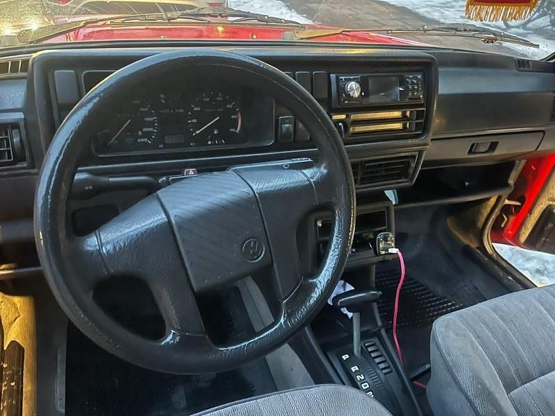 Begagnad VW Golf II 90 HK (66 kW) 1990 Halvkombi