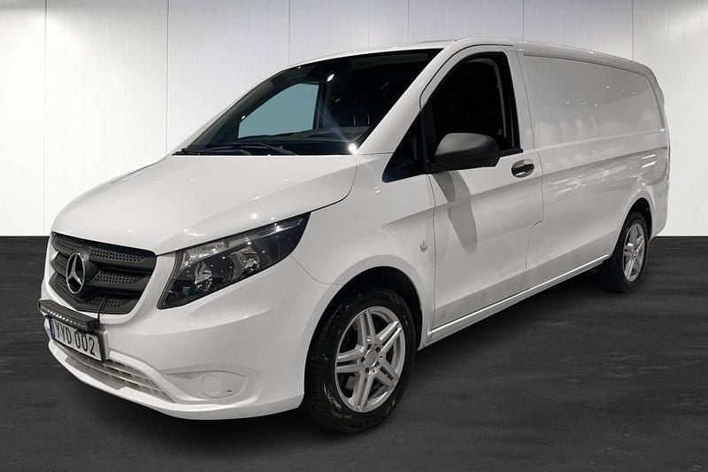Vit (white) Begagnad 2018 Mercedes Vito Van | 289 800 kr (Marknadspris) - Bild 1/4