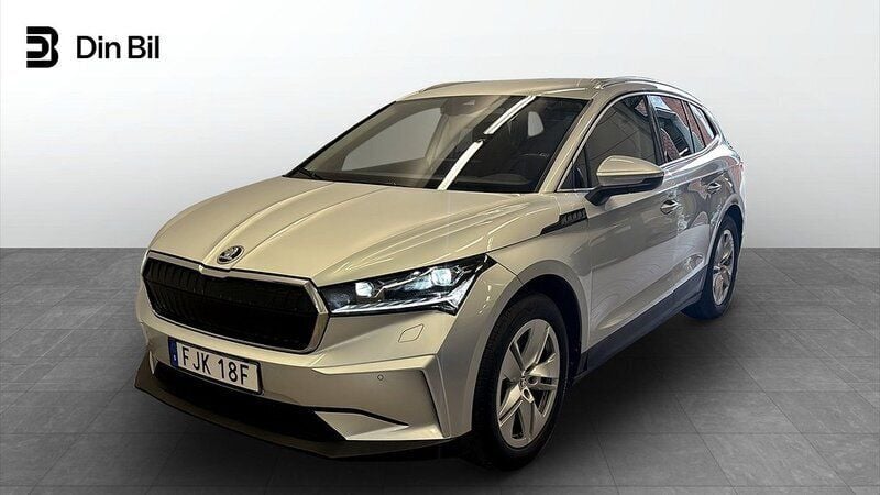 Silver (brilliant silver metallic) Begagnad 2022 Skoda Enyaq iV SUV | 439 900 kr (Dyr) - Bild 1/4