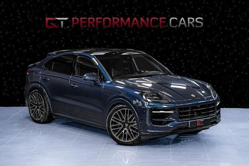 Begagnad Porsche Cayenne 471 HK (346 kW) 2024 Algarve blue metallic (legend) SUV