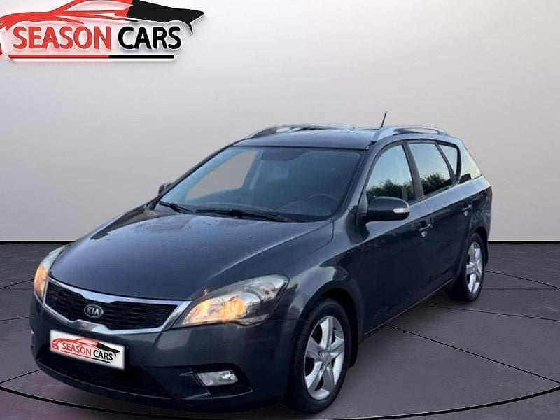 Grå Begagnad 2011 Kia Ceed Sportswagon Kombi | 49 900 kr (Marknadspris) - Bild 1/3