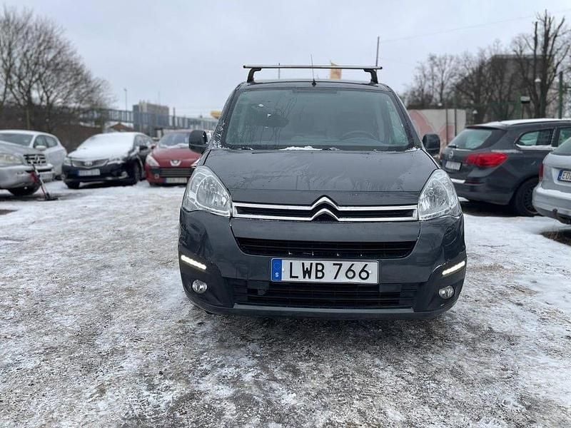 Begagnad Citroën Berlingo 99 HK (72 kW) 2015 Grå Minibuss