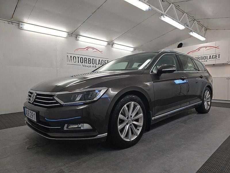 Brun Begagnad 2015 VW Passat GT Kombi | 127 500 kr (Bra pris) - Bild 1/4