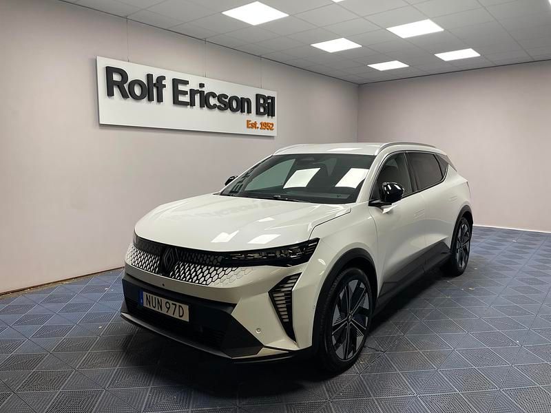 Vit Ny 2025 Renault Scenic E-Tech SUV | 449 500 kr - Bild 1/4