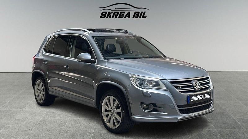 Mörkgrå (grå) Begagnad 2010 VW Tiguan SUV | 89 900 kr (Marknadspris) - Bild 1/4