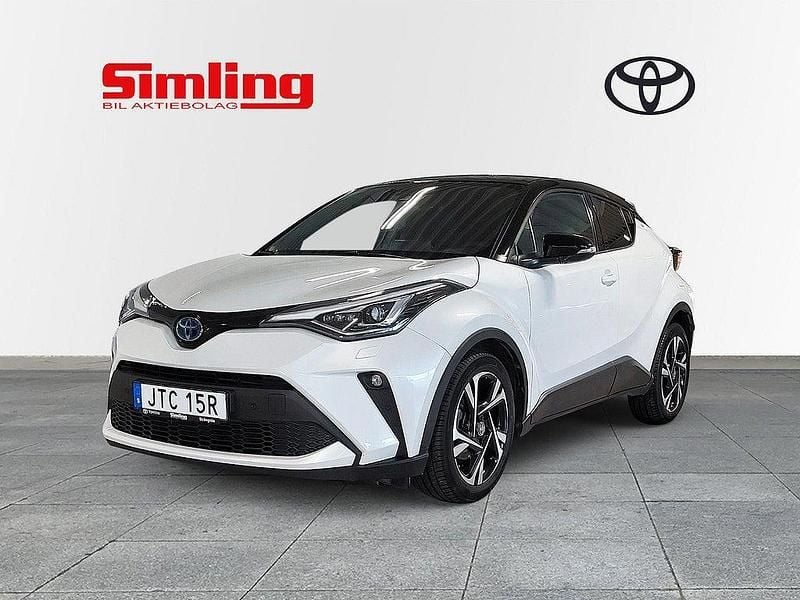 Vit Begagnad 2022 Toyota C-HR Edition SUV | 279 900 kr (Marknadspris) - Bild 1/3
