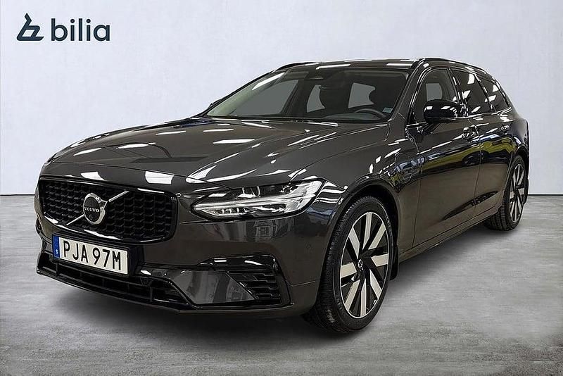 Grå Begagnad 2025 Volvo V90 Plus Kombi | 469 900 kr (Superpris) - Bild 1/3