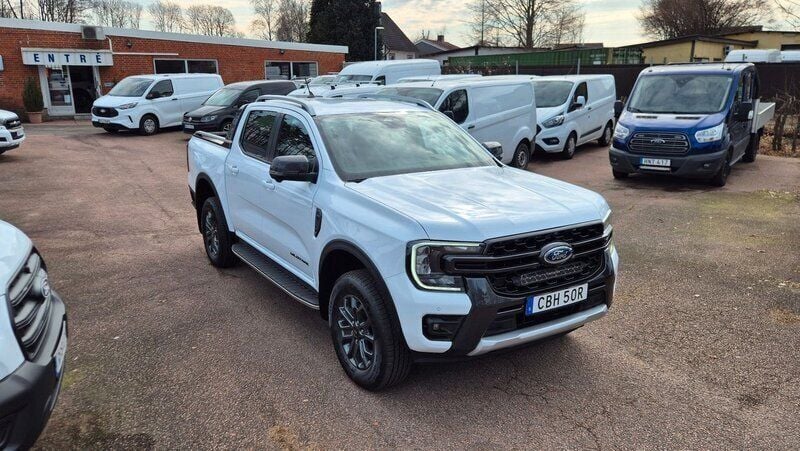 Vit Ny 2025 Ford Ranger Wildtrack Pickup | 687 500 kr (Superpris) - Bild 1/4