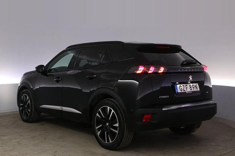 Begagnad Peugeot e-2008 GT 100 kW (136 HK) 2022 Svart SUV