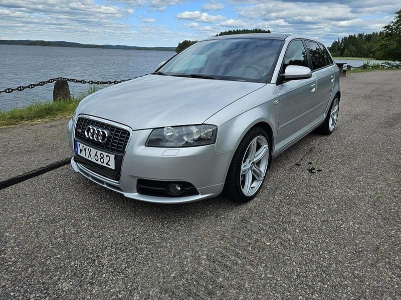 Silver Begagnad 2006 Audi A3 Sportback Comfort Halvkombi | 59 900 kr (Lite dyr) - Bild 1/4