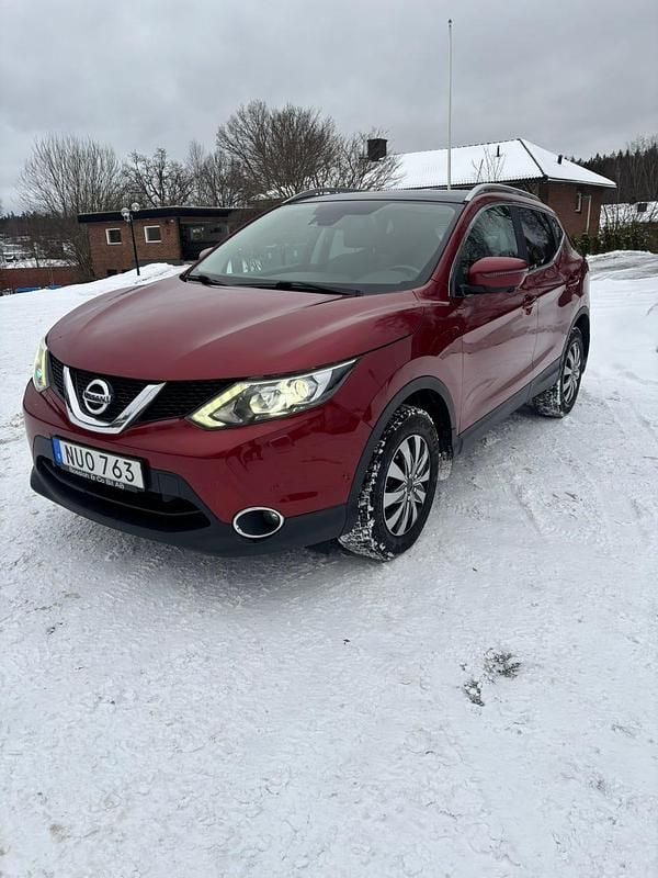 Begagnad Nissan Qashqai 115 HK (84 kW) 2016 SUV