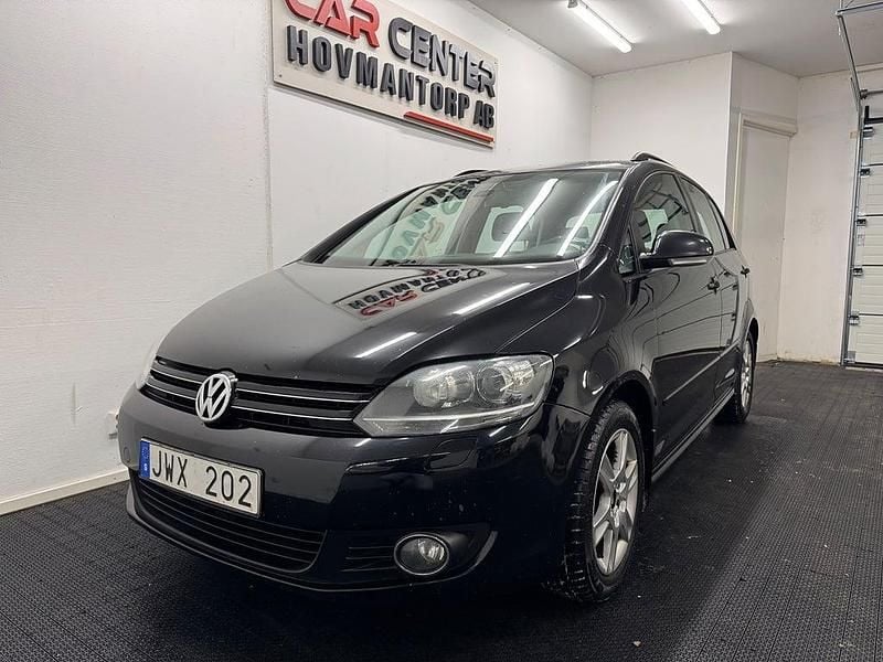 Svart Begagnad 2010 VW Golf VI Halvkombi | 49 900 kr (Marknadspris) - Bild 1/4