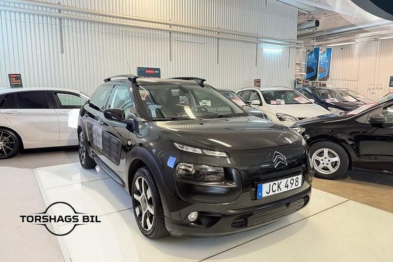 Begagnad Citroën C4 Cactus 82 HK (60 kW) 2016 Svart Halvkombi