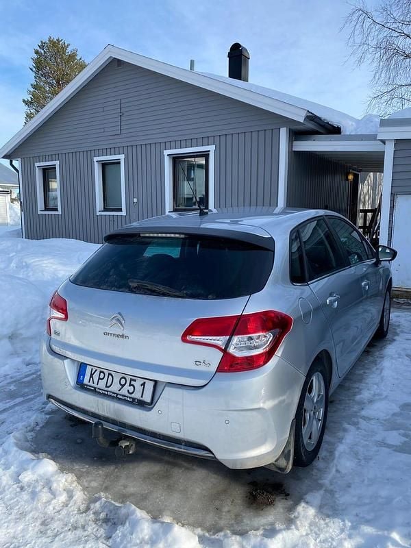 Begagnad Citroën C4 114 HK (83 kW) 2014