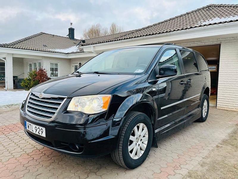Begagnad 2010 Chrysler Grand Voyager Minibuss | 94 000 kr (Dyr) - Bild 1/4