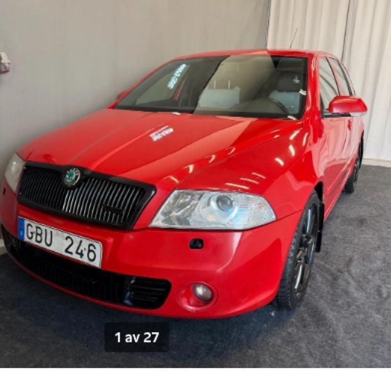 Röd Begagnad 2008 Skoda Octavia RS Kombi | 19 000 kr (Superpris) - Bild 1/4
