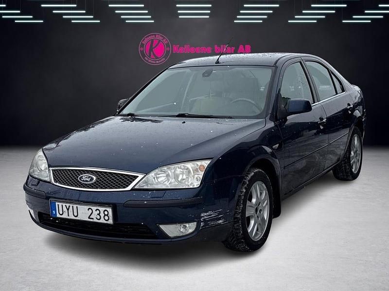 Mörkblå Begagnad 2004 Ford Mondeo Halvkombi | 14 900 kr (Bra pris) - Bild 1/4