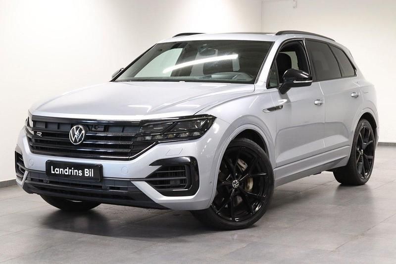 Silver (silver metallic) Begagnad 2020 VW Touareg Design SUV | 529 000 kr (Lite dyr) - Bild 1/4