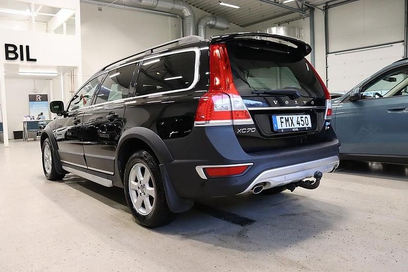 Begagnad Volvo XC70 Summum 181 HK (133 kW) 2014 Svart Kombi