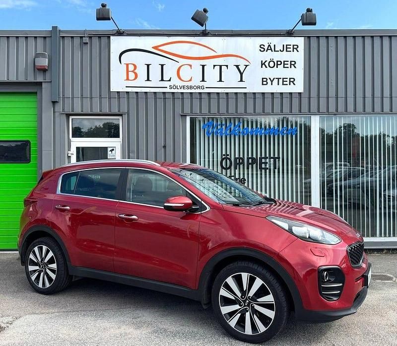 Röd Begagnad 2016 Kia Sportage Advance SUV | 129 900 kr (Lite dyr) - Bild 1/4