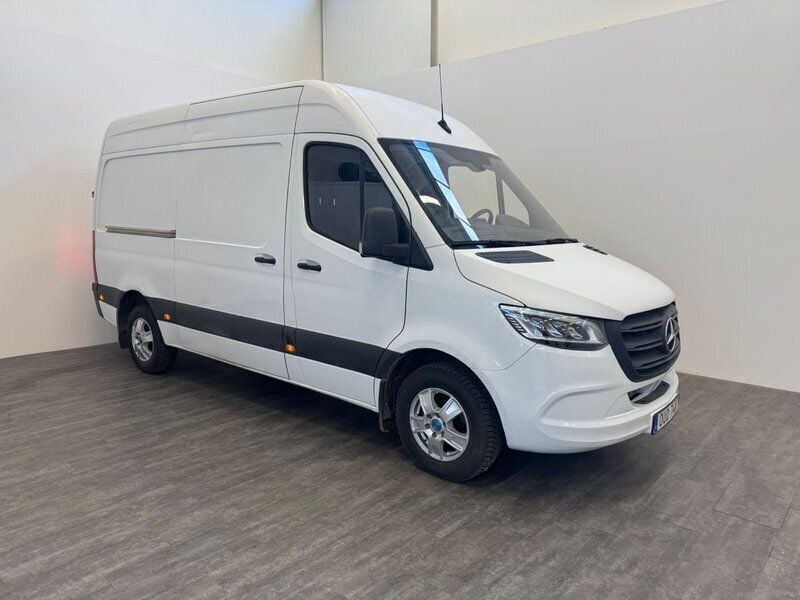 Vit Begagnad 2020 Mercedes Sprinter Van | 319 000 kr - Bild 1/2