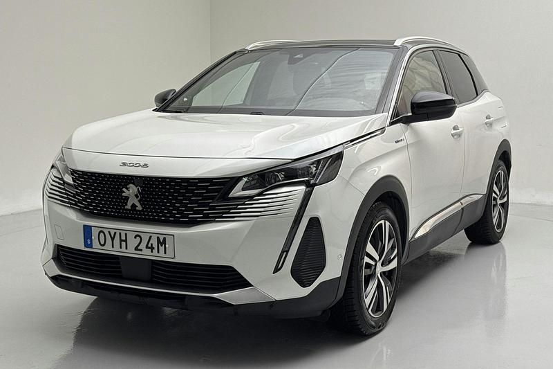 Vit Begagnad 2022 Peugeot 3008 GT | 289 000 kr (Lite dyr) - Bild 1/4