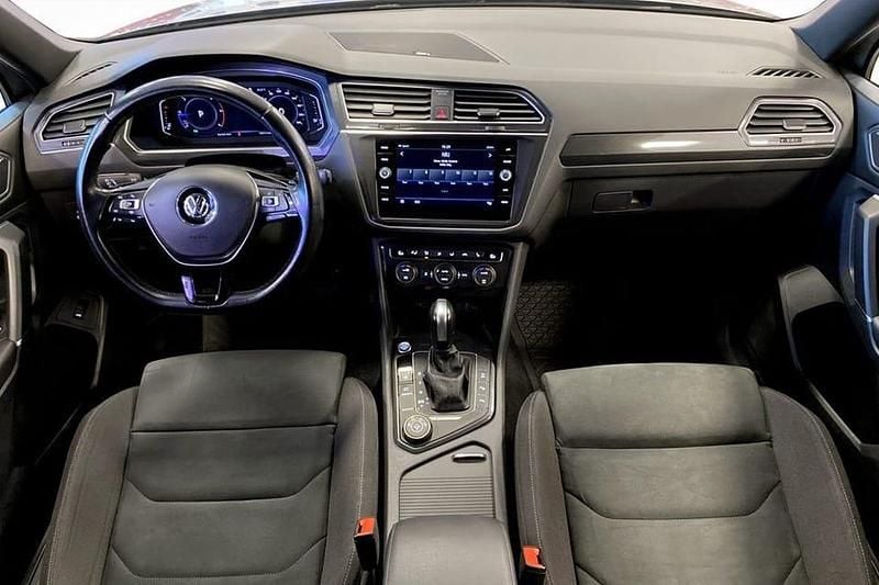 Begagnad VW Tiguan Allspace R-line 192 HK (141 kW) 2020 Silver SUV